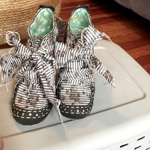 Beautiful low heeled black and white Irregular Choice bootie.
